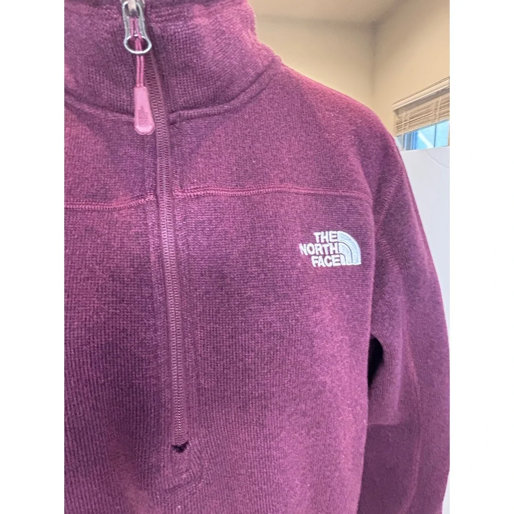 The North Face Mens Gordon Lyons 1/4 Zip Fleece Pullover Burgundy Red NF0A2SUX L